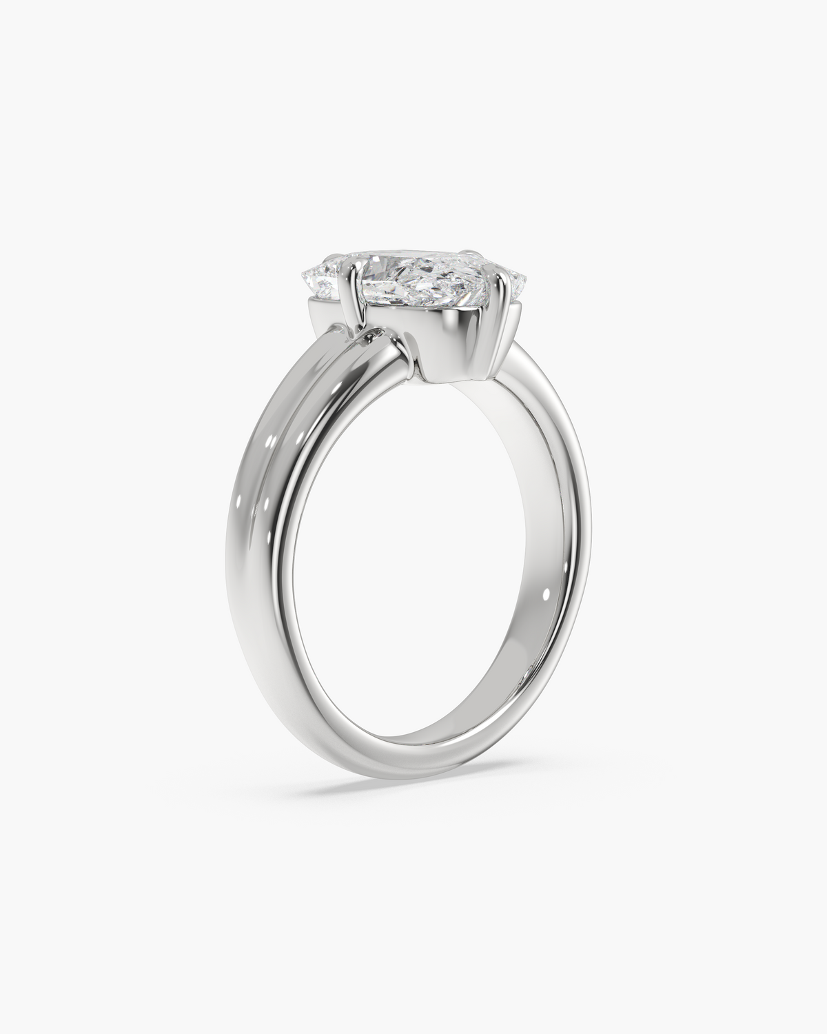 Sen (森) Ribbed Elongated Old Mine Cut Solitaire